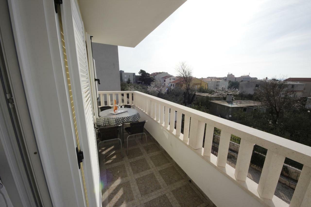 Apartmani Znaor Baška Voda Extérieur photo