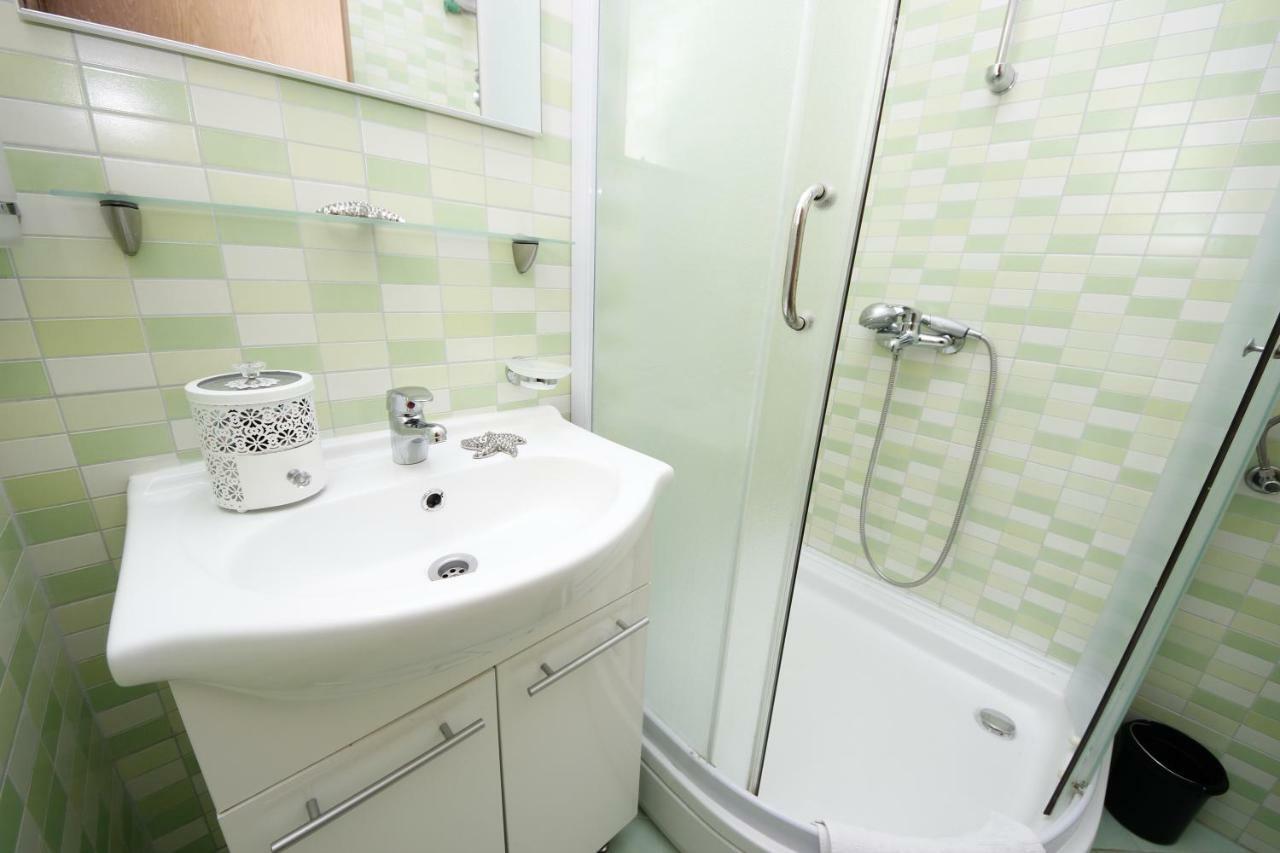 Apartmani Znaor Baška Voda Extérieur photo
