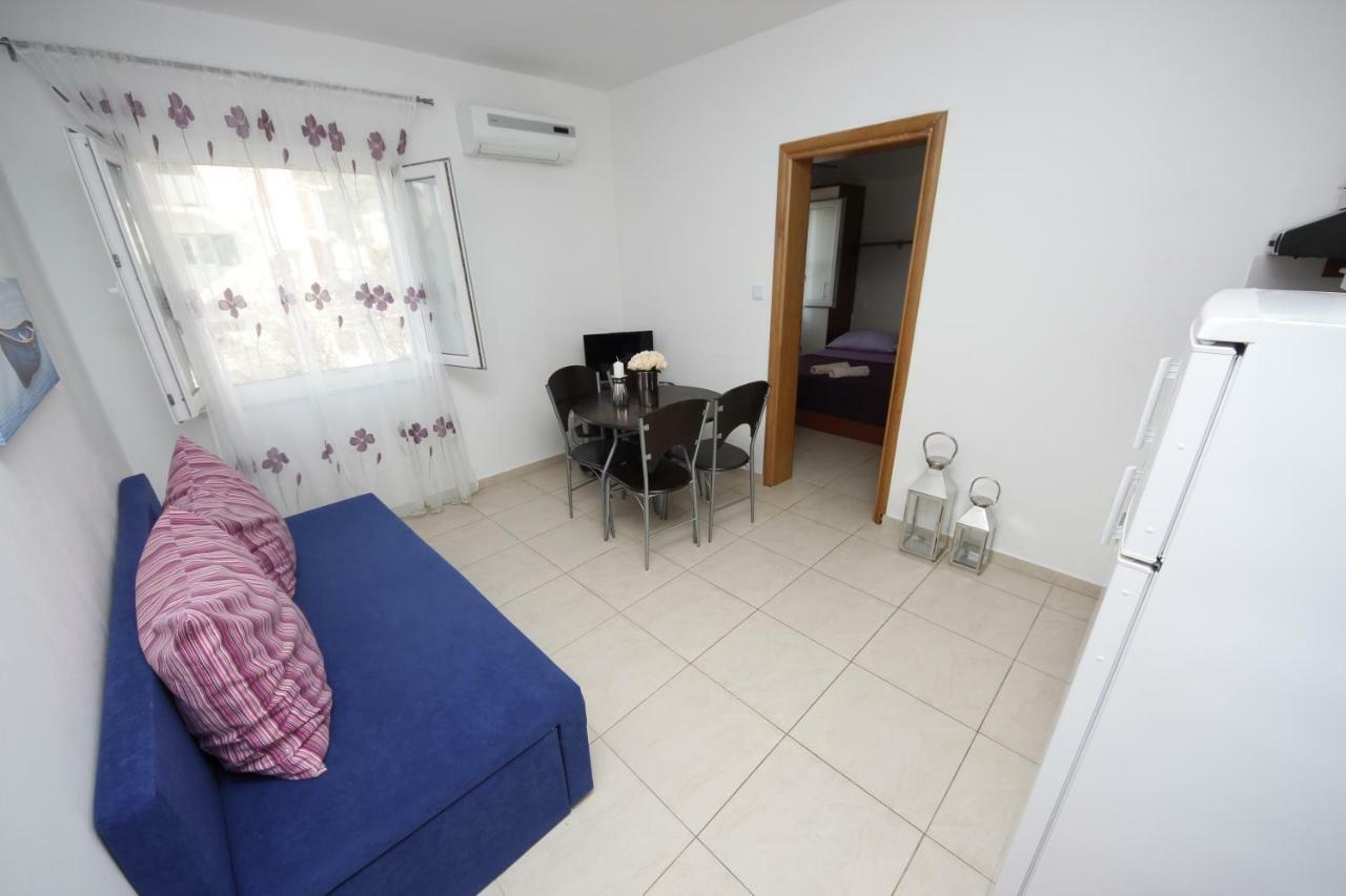Apartmani Znaor Baška Voda Extérieur photo